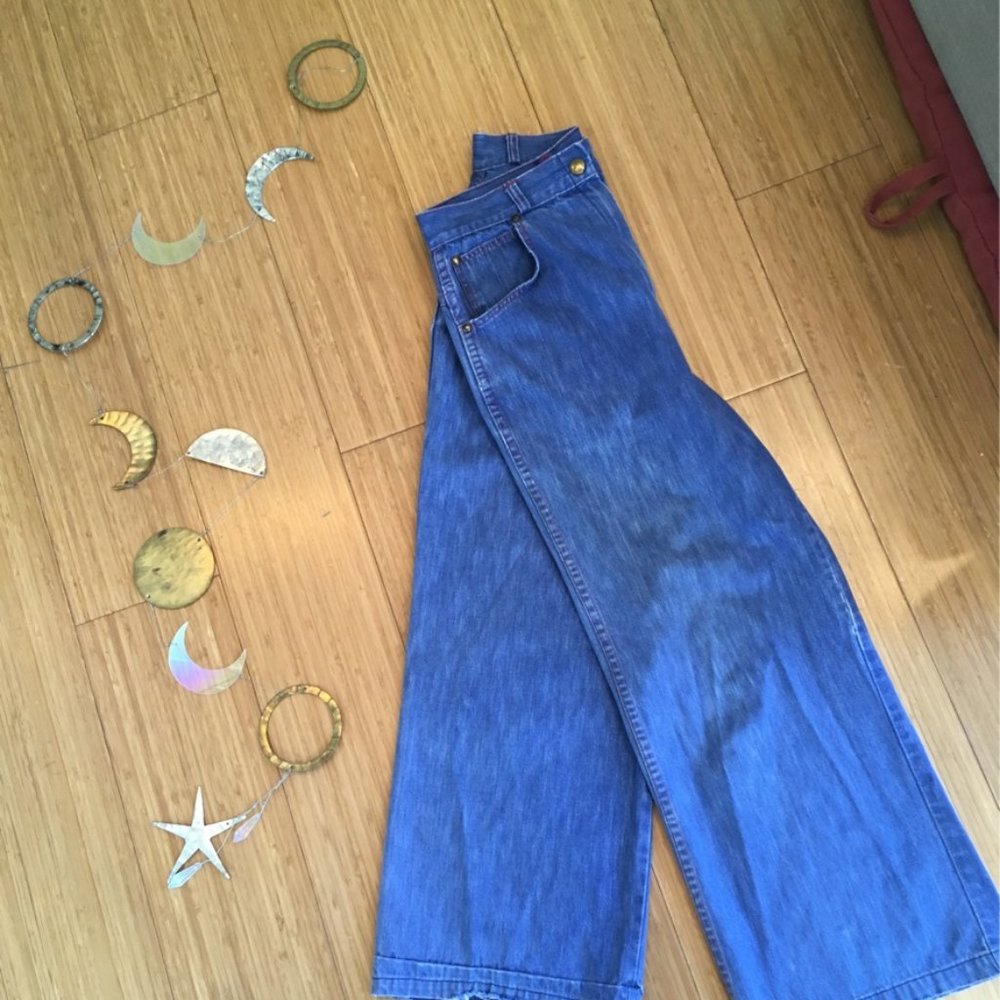 Vintage Wide Leg Crop Jeans
